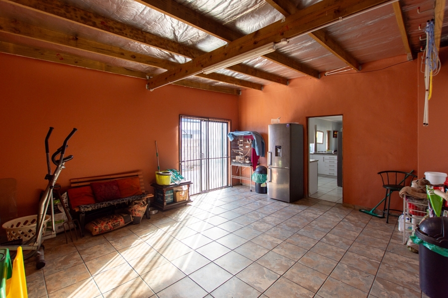 3 Bedroom Property for Sale in Velddrif Western Cape